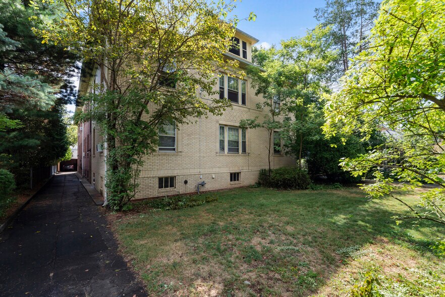 55 Marvel Rd, New Haven, CT à vendre - Photo de l’immeuble – Image 2 sur 34