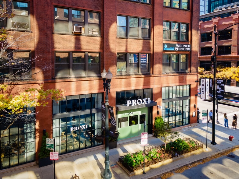 565 W Randolph St, Chicago, IL à vendre - Photo de l’immeuble – Image 3 sur 14
