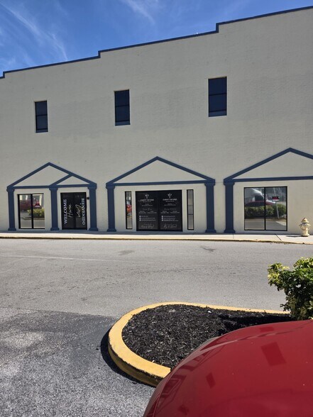 801 8th Ave W, Palmetto, FL à louer - Photo de l’immeuble – Image 3 sur 24