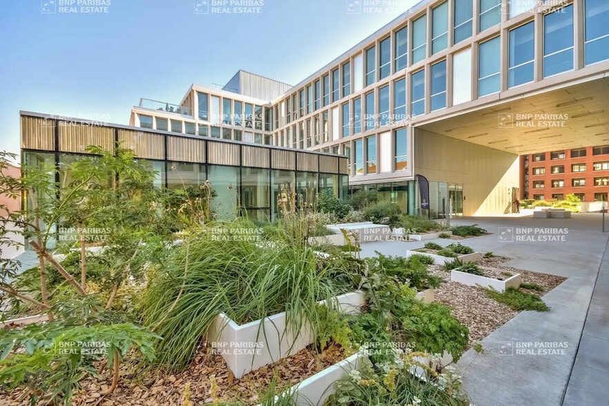 Bureau dans Toulouse à louer - Photo de l’immeuble – Image 2 sur 56