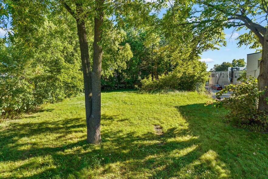 6192 Dunn St, Niagara Falls, ON à vendre - Aérien – Image 3 sur 8