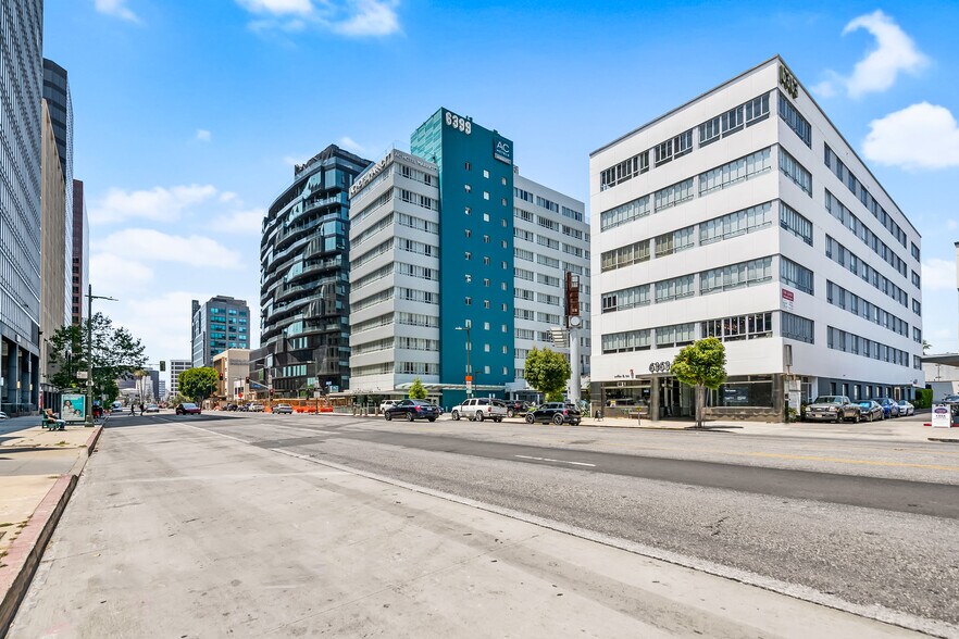 6363 Wilshire Blvd, Los Angeles, CA à louer - Photo de l’immeuble – Image 2 sur 11