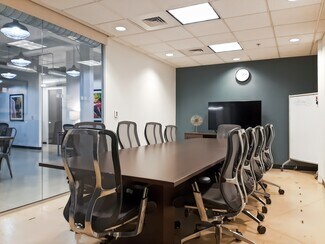 Plus de détails pour 342 N Water St, Milwaukee, WI - Coworking à louer