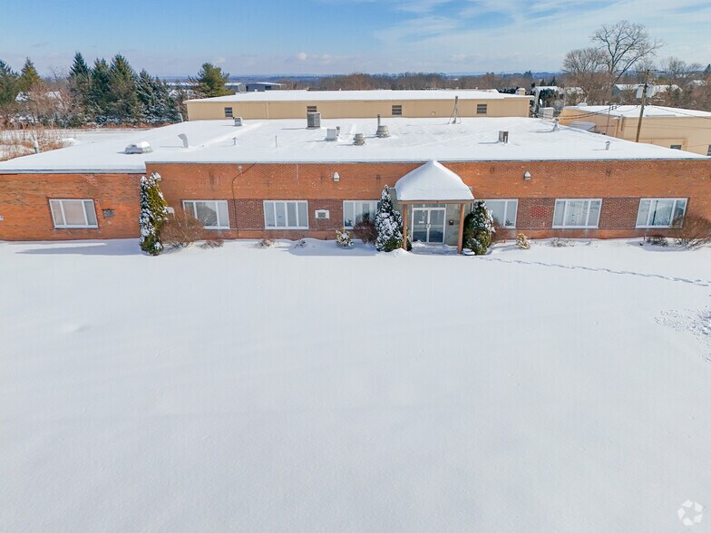 54 Central Ave, Ravena, NY à vendre - Photo de l’immeuble – Image 2 sur 38