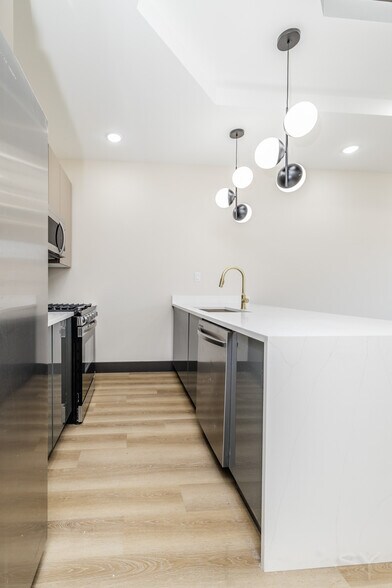 5637 Prairie ave, Chicago, IL à vendre - Photo de l’immeuble – Image 3 sur 16