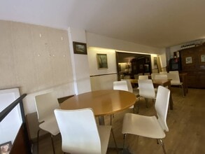 Local commercial dans Barcelone, Barcelona à louer Photo intérieure– Image 2 sur 4