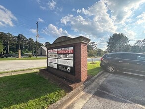 2096 Buford Dam Rd, Buford, GA à louer Photo intérieure– Image 2 sur 5