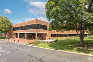 Plus de détails pour 10800-10802 Parkridge Blvd, Reston, VA - Bureau à louer