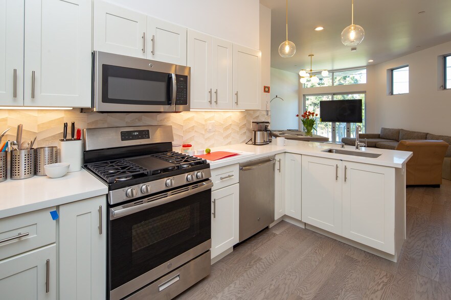 350 4th St, Oakland, CA à vendre - Photo intérieure – Image 3 sur 29