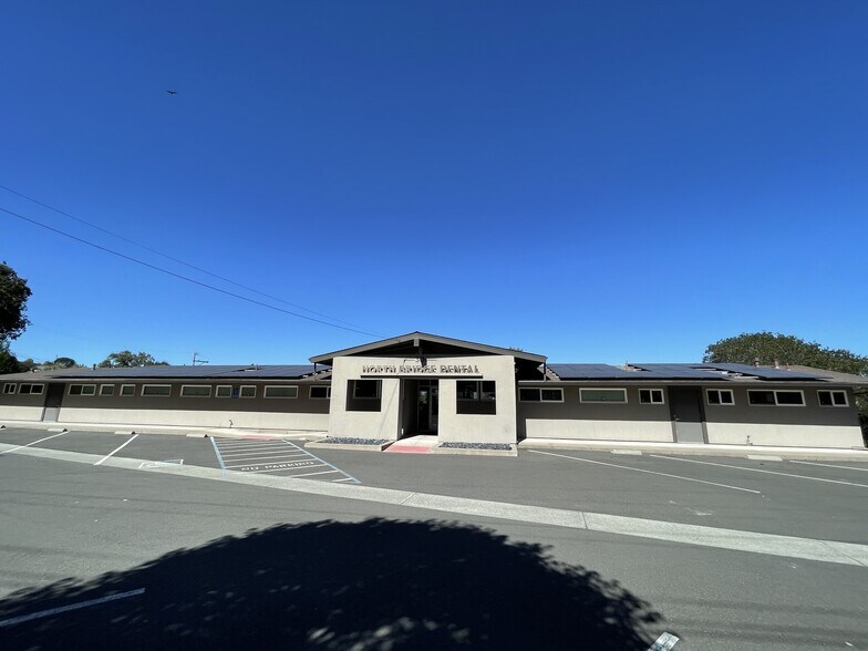 30 W El Rose Dr, Petaluma, CA à louer - Photo de l’immeuble – Image 3 sur 18