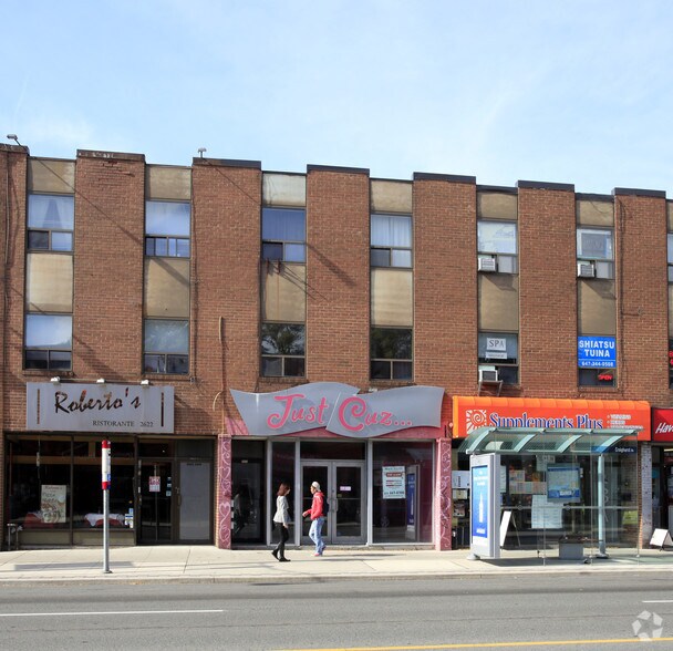 2624 Yonge St, Toronto, ON à vendre - Photo principale – Image 1 sur 4