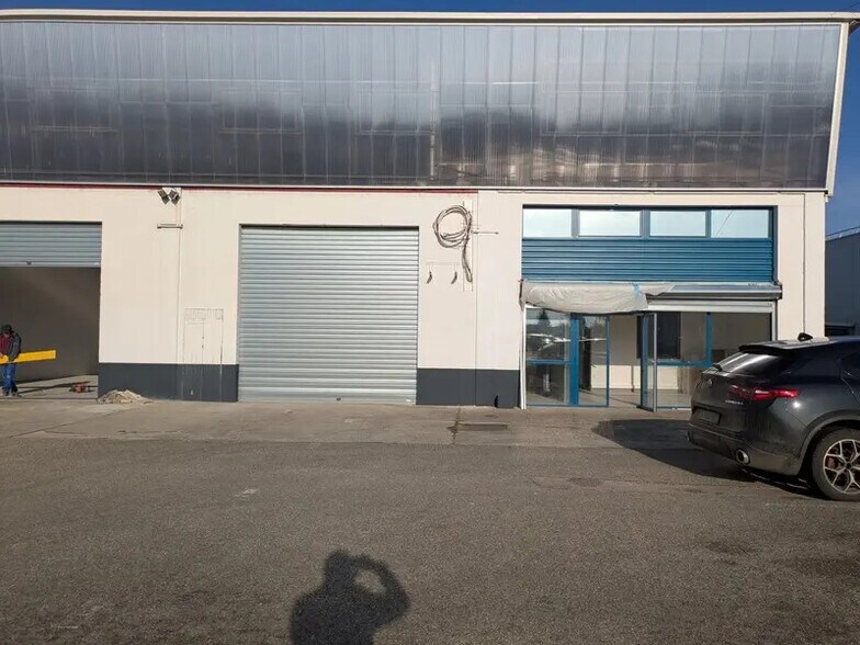 Bureau dans Chambéry à louer - Photo de l’immeuble – Image 3 sur 9