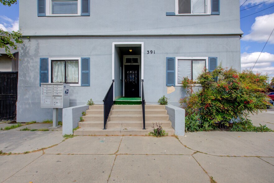 391 E Olive Ave, Turlock, CA à vendre - Photo de l’immeuble – Image 3 sur 29