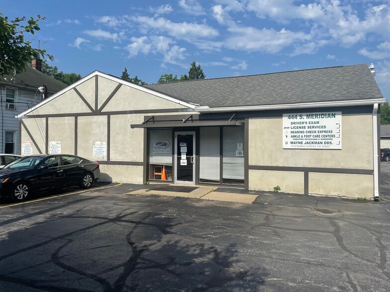 444 S Meridian St, Ravenna, OH à louer - Photo principale – Image 1 sur 11