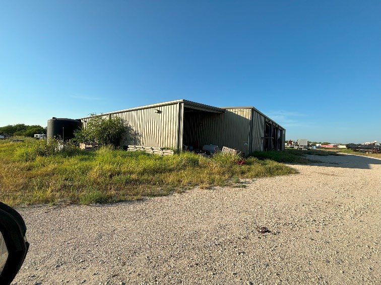 2624 Highway 72, Three Rivers, TX à vendre - Photo de l’immeuble – Image 2 sur 8