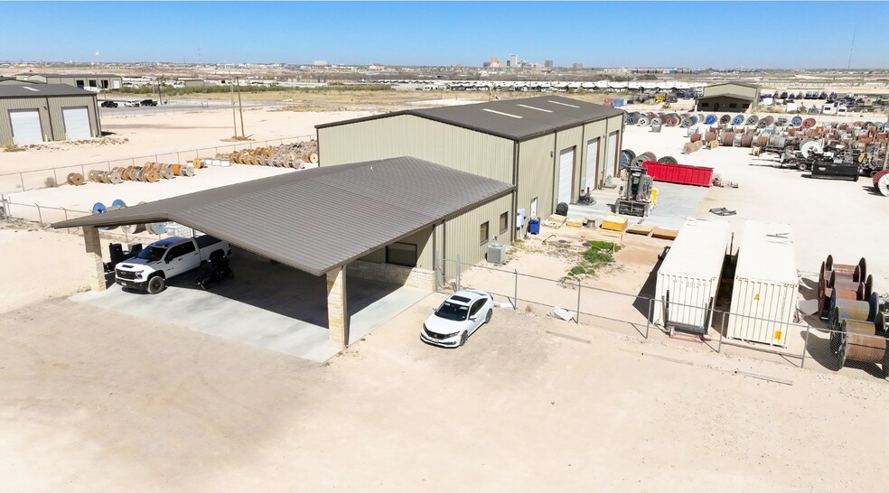 1403 E County Road 120, Midland, TX à louer - Photo de l’immeuble – Image 3 sur 36
