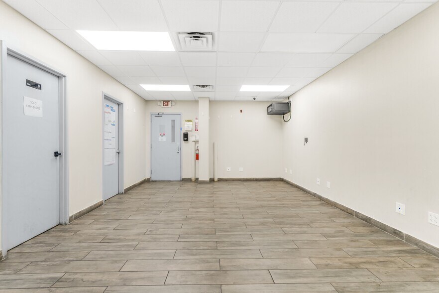 4401-4409 Wanda Ave, McAllen, TX à louer - Photo de l’immeuble – Image 3 sur 19