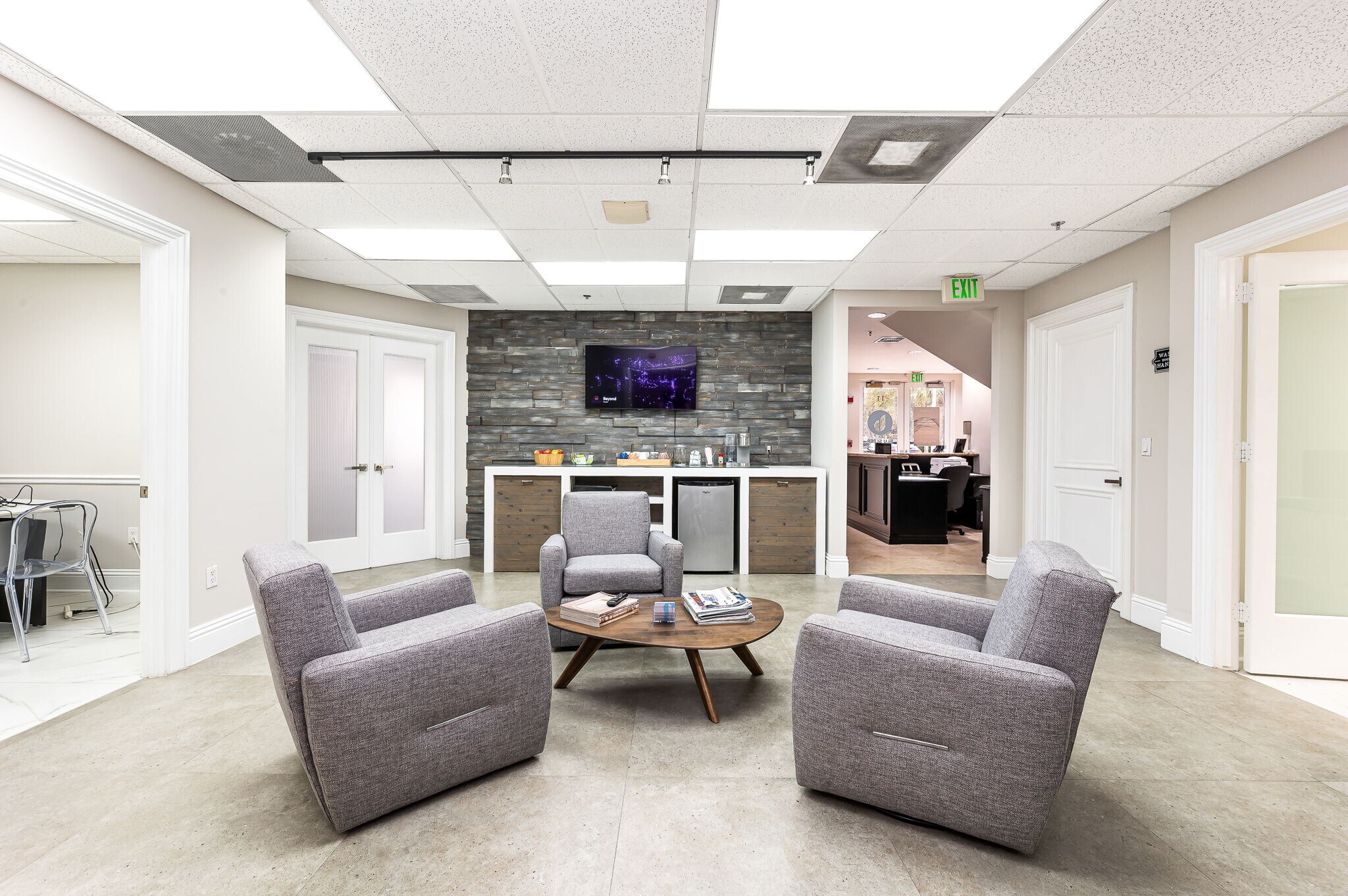 1200 S Rogers Cir, Boca Raton, FL à vendre Photo intérieure– Image 1 sur 1