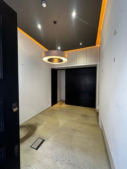 26-26A Cadogan Sq, Londres à louer - Photo de l’immeuble – Image 3 sur 8