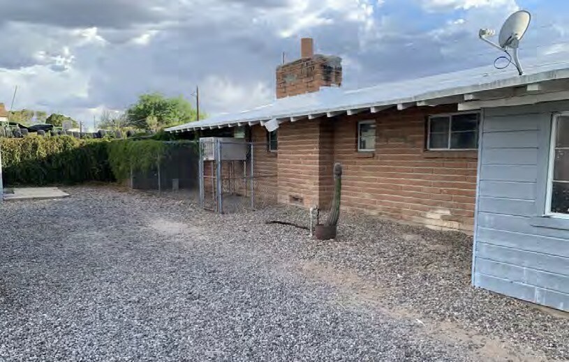 4164 N Flowing Wells Rd, Tucson, AZ à vendre - Photo de l’immeuble – Image 2 sur 7