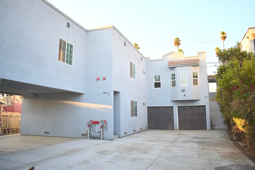 605 W 47th St, Los Angeles, CA à vendre - Photo de l’immeuble – Image 3 sur 15
