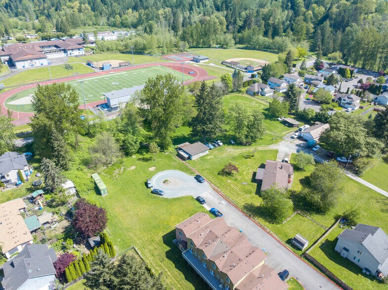 717 High Ave, Sultan, WA à vendre - Photo de l’immeuble – Image 2 sur 12