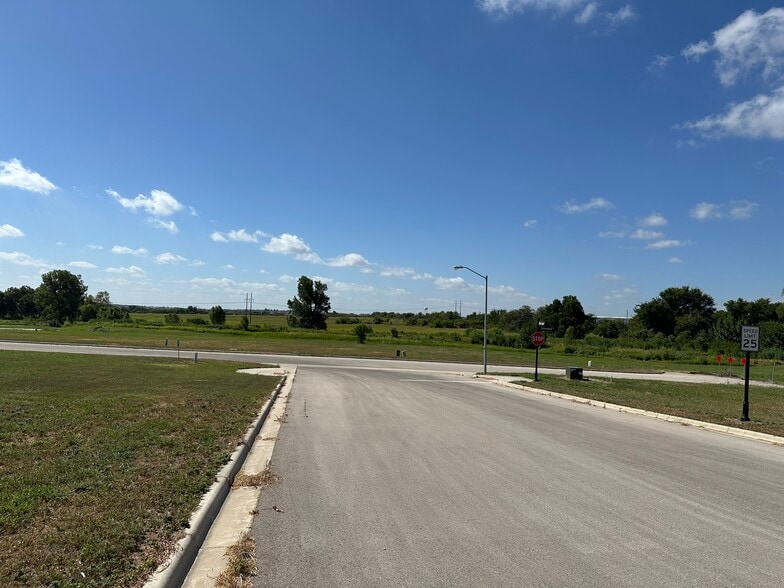 Silvermist Dr, Jarrell, TX à vendre - Autre – Image 2 sur 6