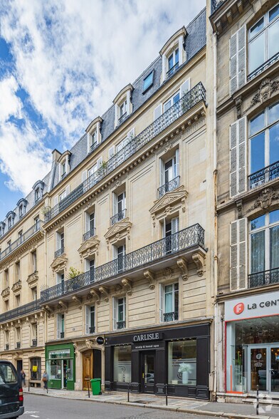 81 Rue De Miromesnil, Paris à vendre - Photo de l’immeuble – Image 2 sur 4