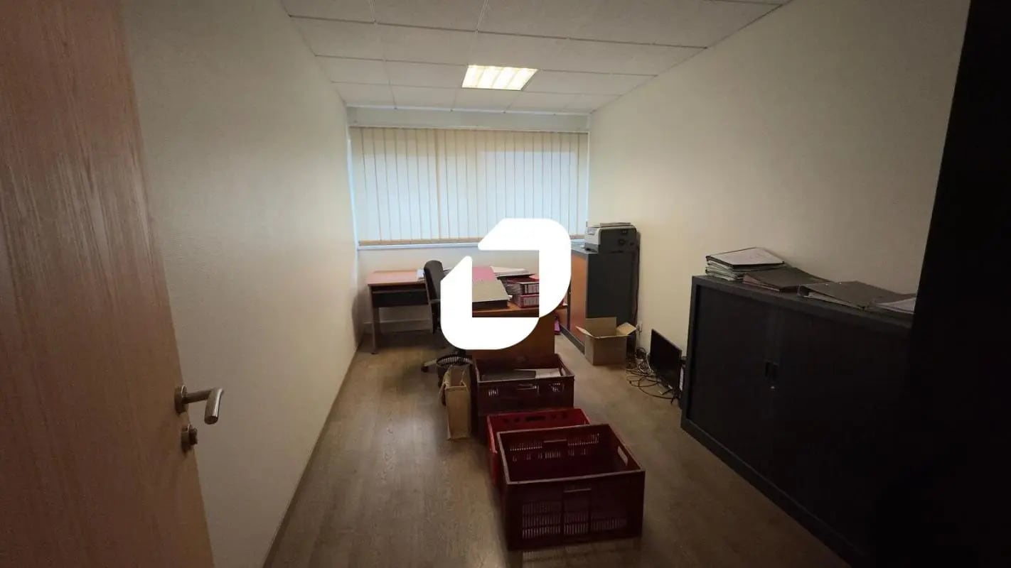 Industriel/Logistique dans Illkirch-Graffenstaden à vendre Photo intérieure– Image 1 sur 2