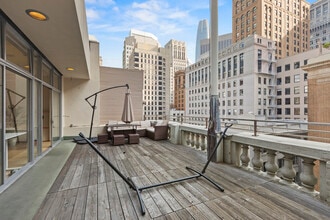 360 Pine St, San Francisco, CA à louer Photo intérieure– Image 2 sur 6