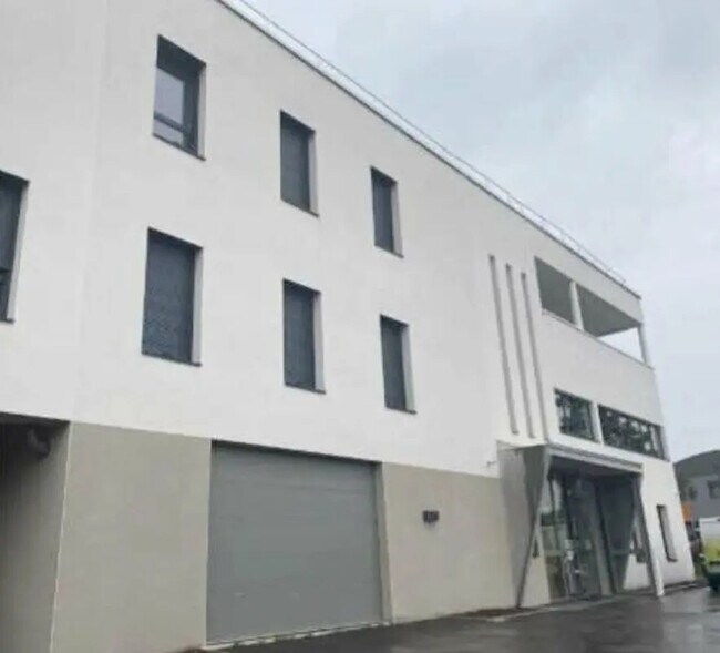 Plus de détails pour Bureau à vendre