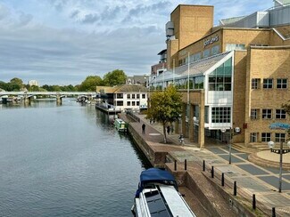 Plus de détails pour 3 Bucklands Wharf, Kingston Upon Thames - Coworking à louer