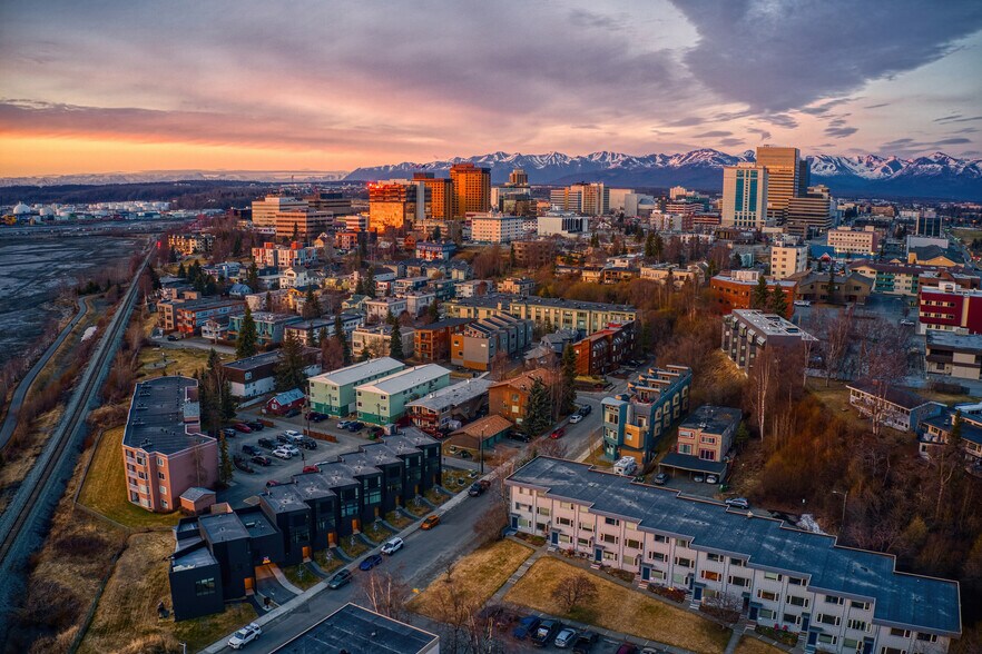Anchorage Apartment Homes portefeuille de 3 biens à vendre sur LoopNet.fr - Photo de l’immeuble – Image 1 sur 39
