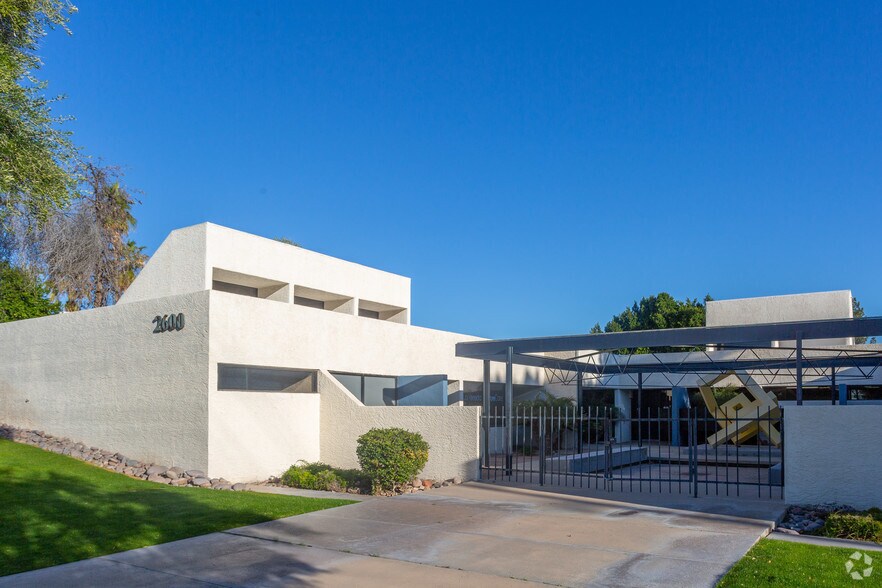2600 E Southern Ave, Tempe, AZ à louer - Photo principale – Image 1 sur 9