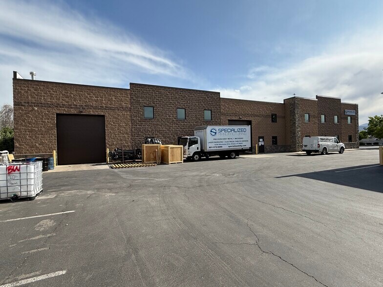 12875 S Minuteman Dr, Draper, UT à louer - Photo de l’immeuble – Image 2 sur 24