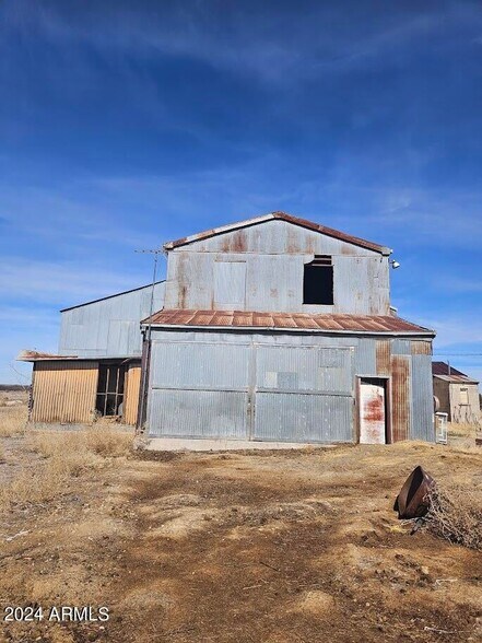 10162 N Central Rd, Elfrida, AZ à vendre - Photo de l’immeuble – Image 2 sur 5