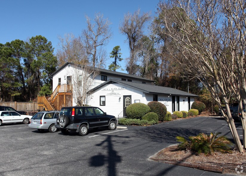 1350 Chuck Dawley Blvd, Mount Pleasant, SC à louer - Photo principale – Image 1 sur 14