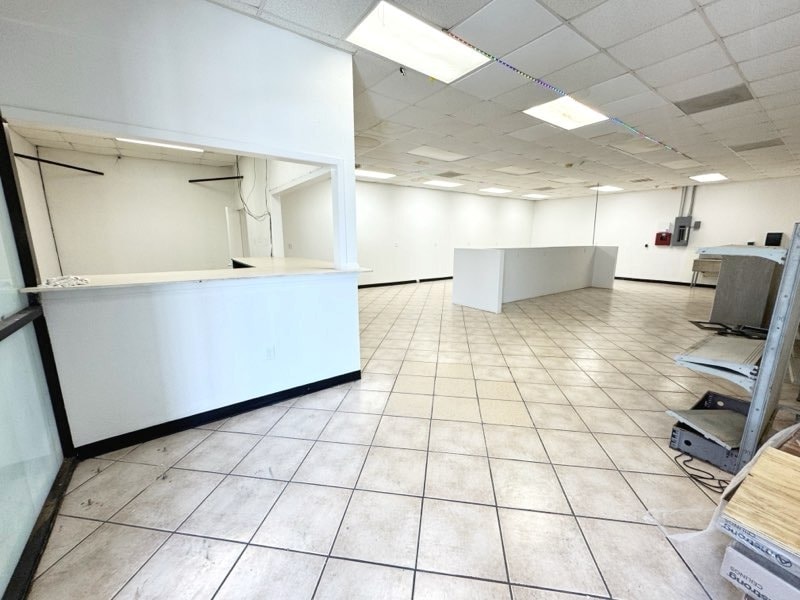 1302 Washington Blvd, Beaumont, TX à louer Photo intérieure– Image 1 sur 5