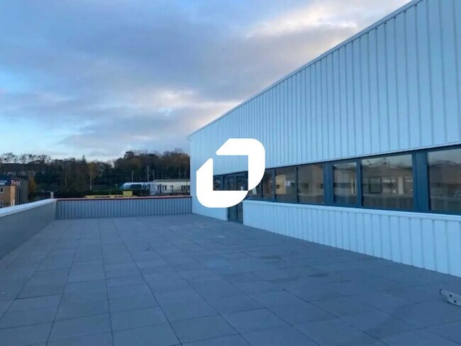 Plus de détails pour Bureau à louer