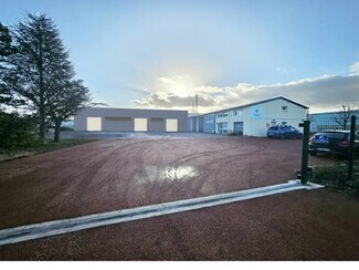 Plus de détails pour Local d'activités à louer