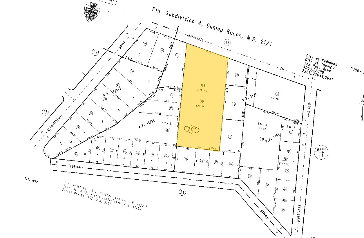 31597 Unit B Outer Hwy 10, Yucaipa, CA à louer Photo principale– Image 1 sur 2