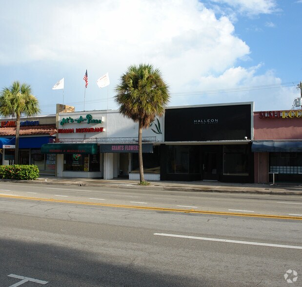 1509-1511 E Las Olas Blvd, Fort Lauderdale, FL à louer - Photo de l’immeuble – Image 3 sur 4