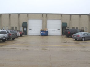 450-588 W 5th Ave, Naperville, IL à louer Photo intérieure– Image 1 sur 11