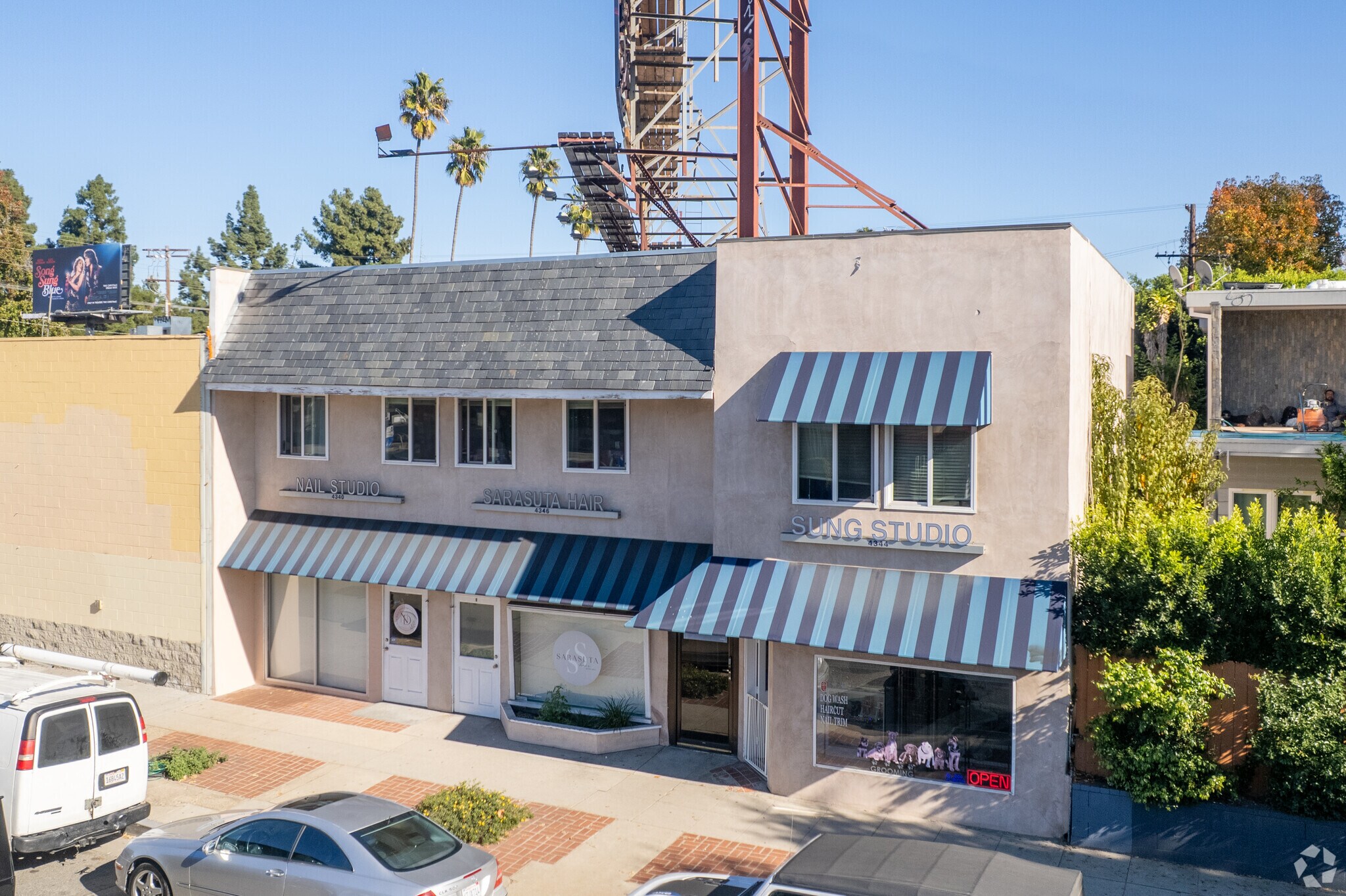4340-4346 Laurel Canyon Blvd, Studio City, CA à vendre Photo principale– Image 1 sur 10