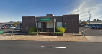 9309-9377 Krewstown Rd, Philadelphia, PA à louer Photo de l’immeuble– Image 2 sur 3