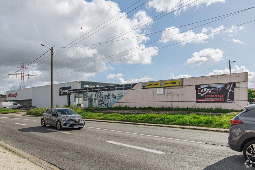 270 Avenue Jean Mermoz, Eysines à louer - Photo principale – Image 1 sur 2