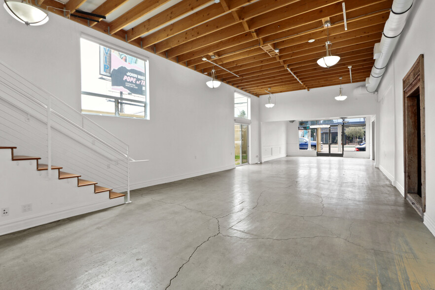 1700-1704 Lincoln Blvd, Venice, CA à louer - Photo de l’immeuble – Image 1 sur 8