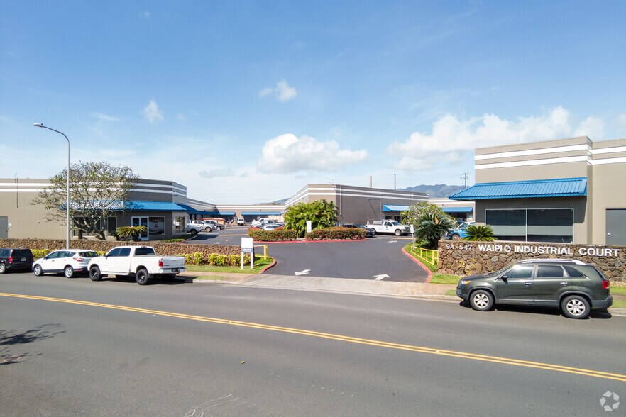 94-547 Ukee St, Waipahu, HI à louer - Photo de l’immeuble – Image 1 sur 4