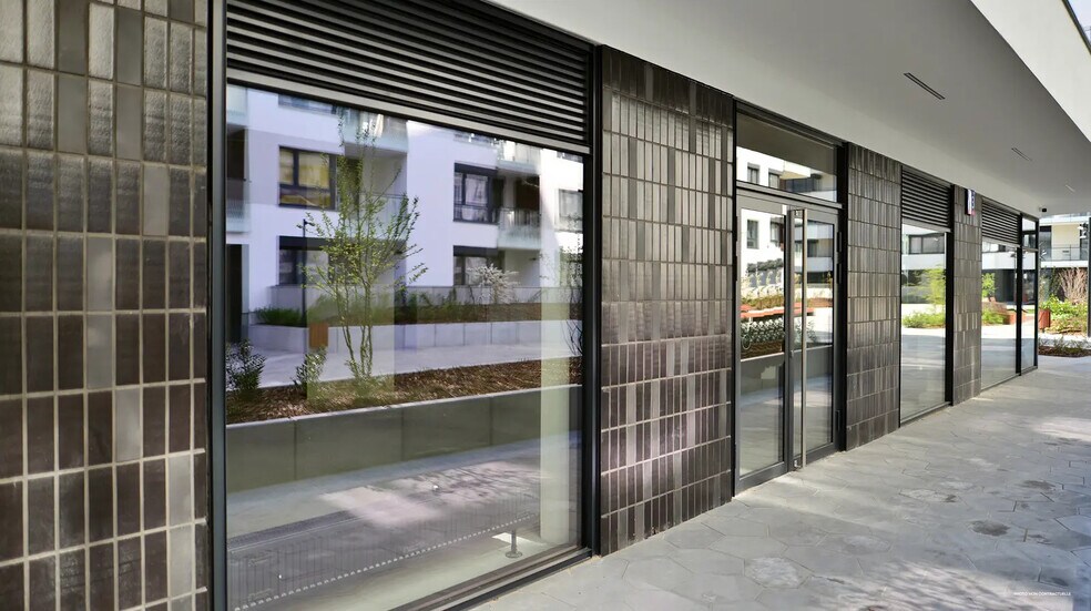 Local commercial dans Saint-Herblain à vendre - Hall d’entrée – Image 1 sur 1