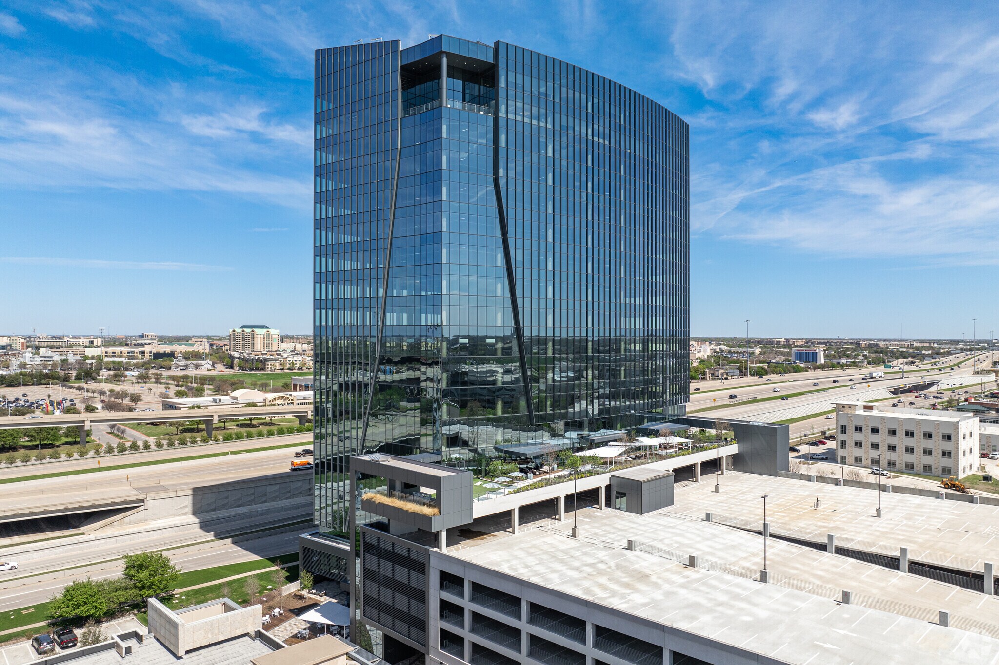 5525 Granite Pky, Plano, TX à louer Photo de l’immeuble– Image 1 sur 2